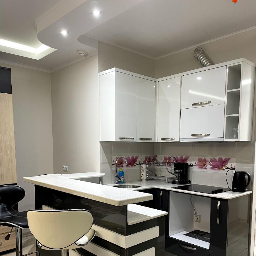 Angel Apartment In Porta Batum Dış mekan fotoğraf