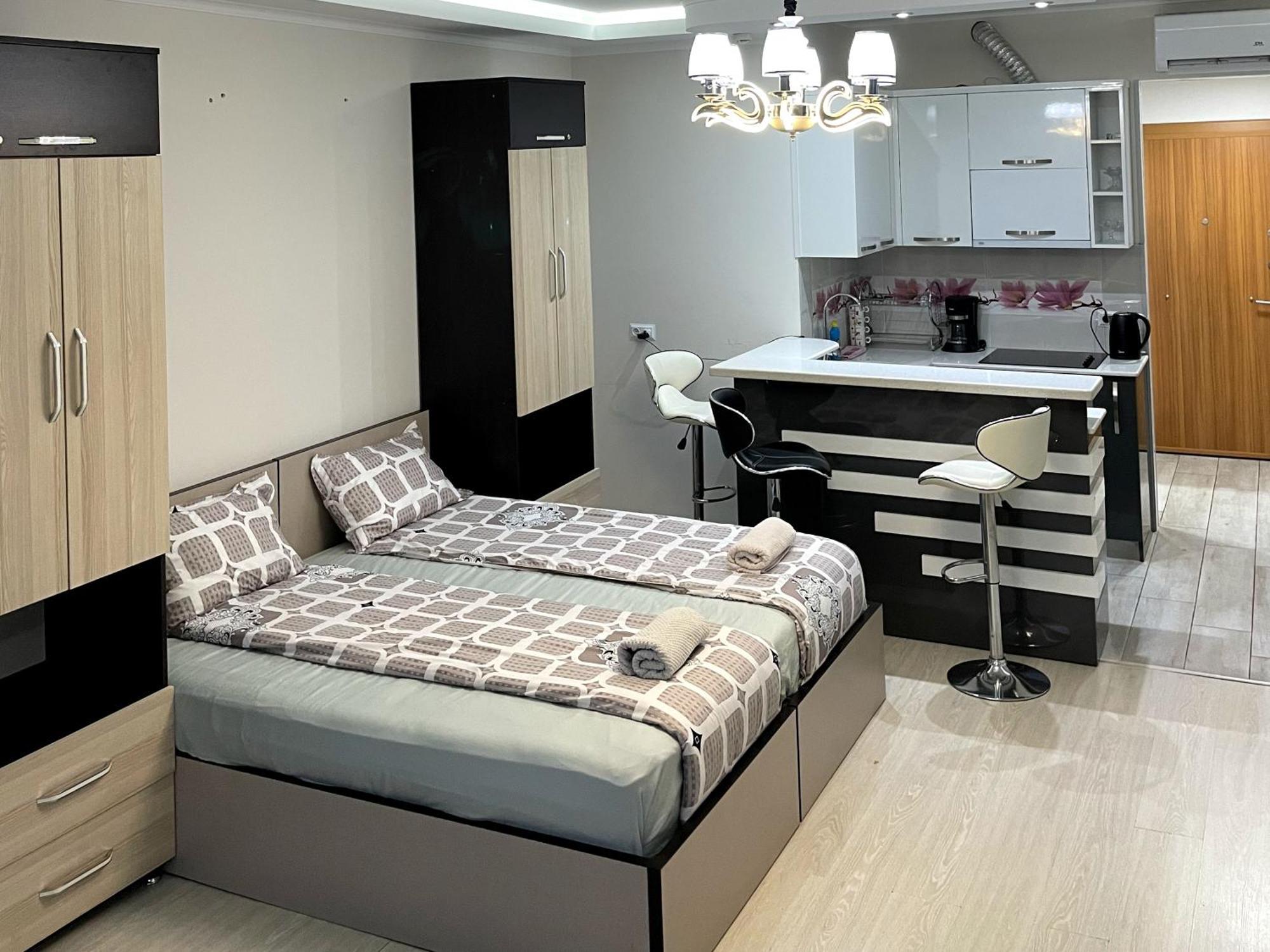 Angel Apartment In Porta Batum Oda fotoğraf
