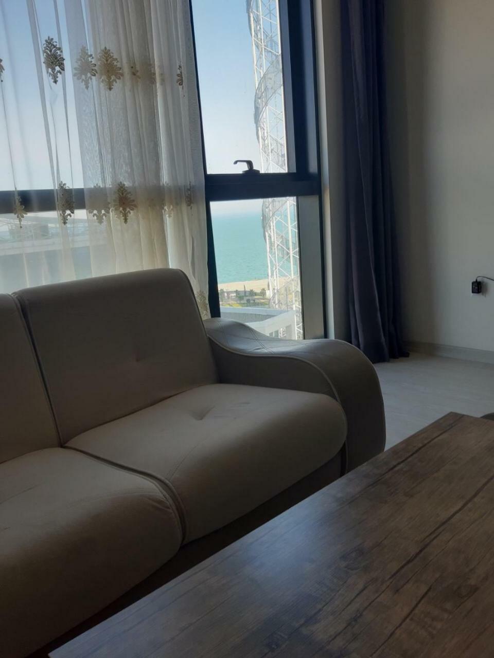 Angel Apartment In Porta Batum Dış mekan fotoğraf